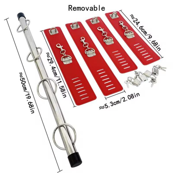 Barres BDSM en fer et cuir dotées de clés et de cadenas
