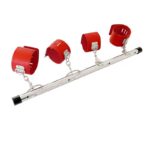 Barres BDSM en fer et cuir dotées de clés et de cadenas